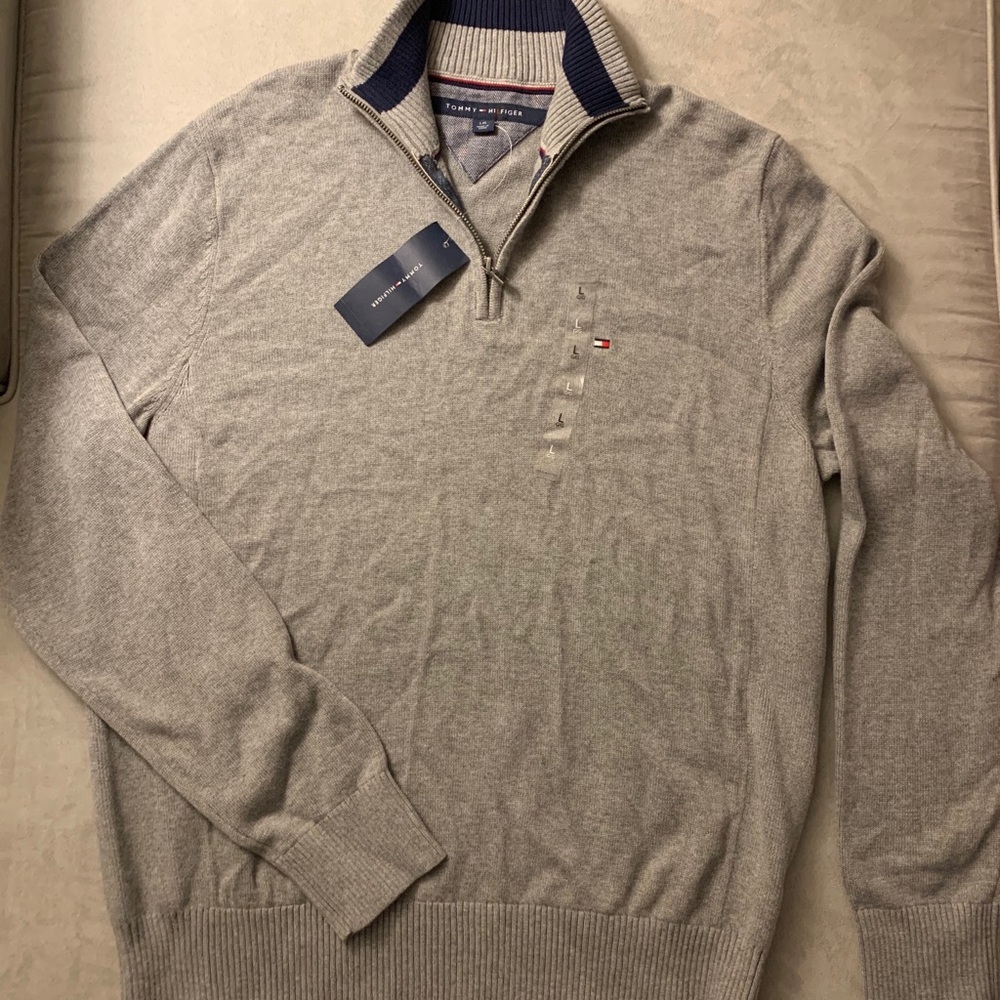 Brand New Tommy Hilfiger Men’s Sweater